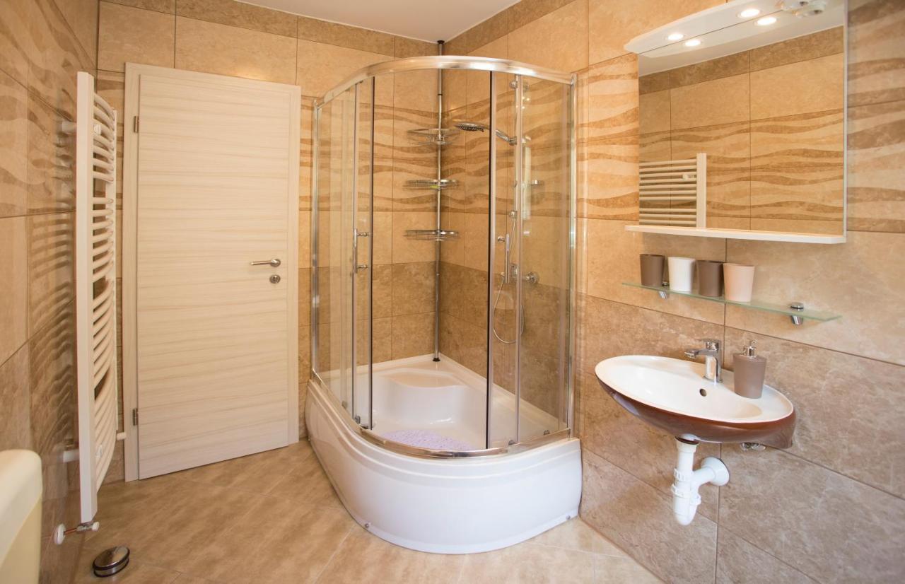 Apartman Lori Kastav Ngoại thất bức ảnh